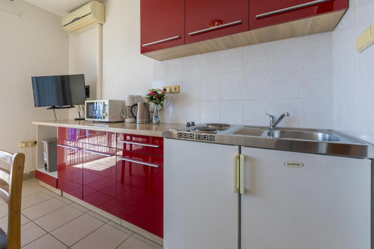 Kostrencic Apartment ซริกเวนิซา ภายนอก รูปภาพ