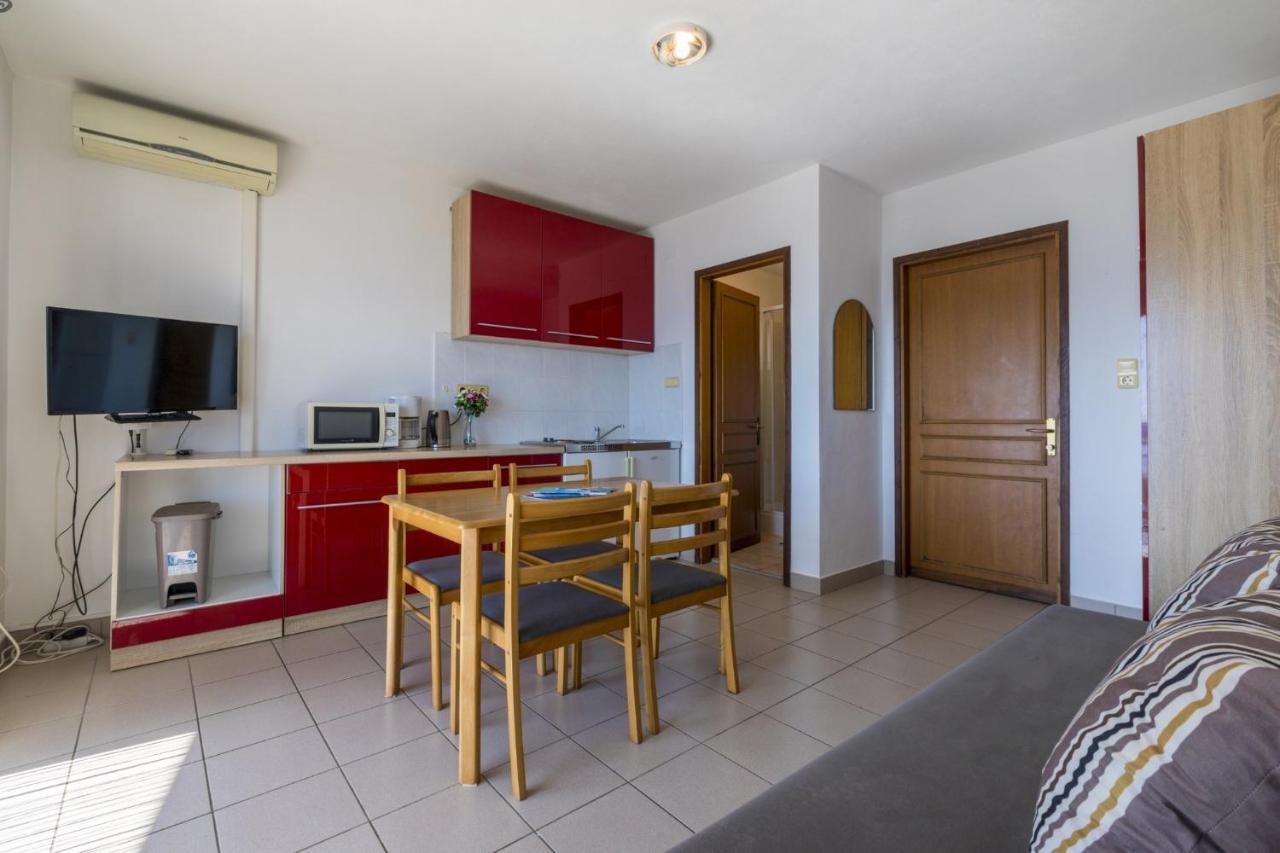 Kostrencic Apartment ซริกเวนิซา ภายนอก รูปภาพ